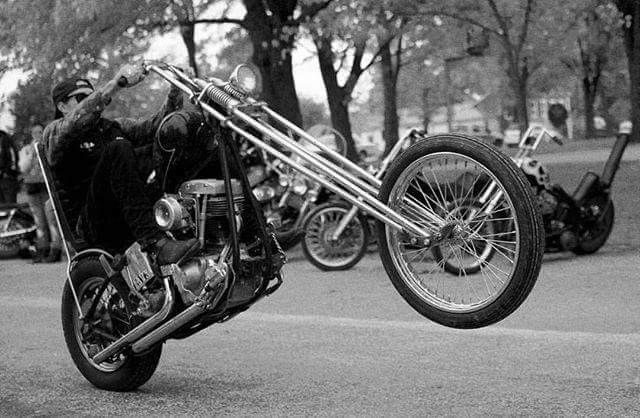 Badass Custom Bikes: Trends in Modern Chopper and Bobber Builds