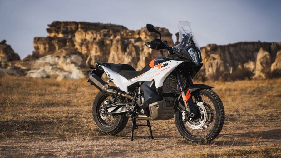 KTM Adventure Bikes Guide: 390 790 890 and Super Adventure Compared