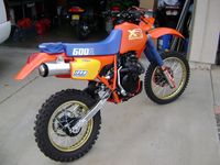 Century-Old Single-Cylinder Motorcycles: Why Thumpers Still Matter