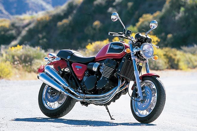 Triumph Thunderbird Review: British Muscle Cruiser Returns