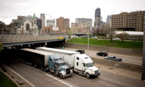 Riding Near Big Rigs: How to Stay Safe Around Heavy Trucks