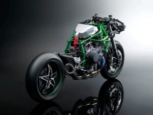 Kawasaki H2 and H2R Explained: Supercharged Speed and 300-HP Claims
