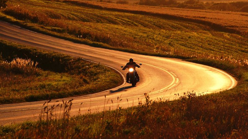 Coast Mountains Motorcycle Playground: Best Routes and Scenic Stops