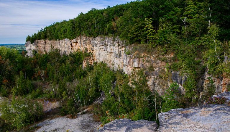 Niagara Escarpment Motorcycle Adventure: Cliffs Curves and Countryside