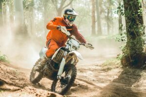 Clutch-Saving Riding Techniques: How to Reduce Wear and Improve Control