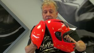 Vozz RS 1.0 & 2.0 Helmets Review: Rear-Entry Innovation Tested