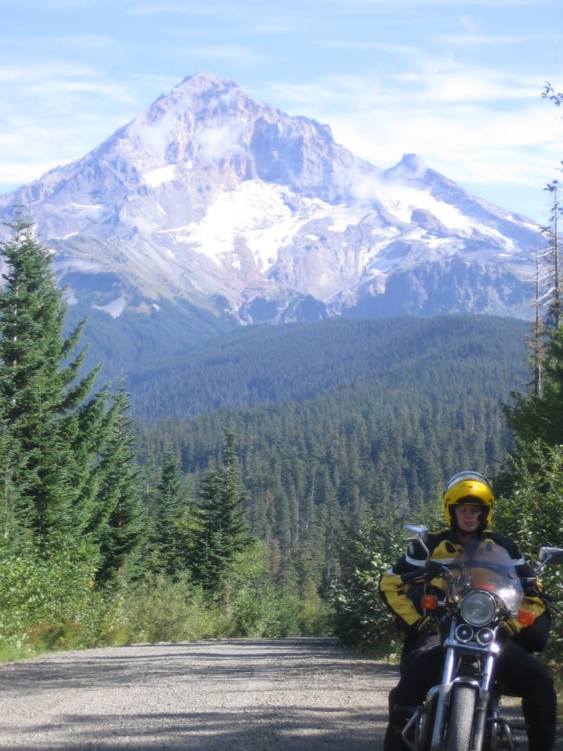 Painted Rock and Hidden Canyon Rides: Discovering Desert Motorcycle Gems