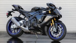 Yamaha R1 and R1M (2020–2022) Review: Track Tech for the Street