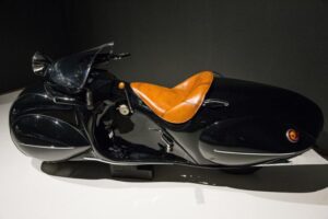 Henderson Streamline Review: Art Deco Design on Two Wheels