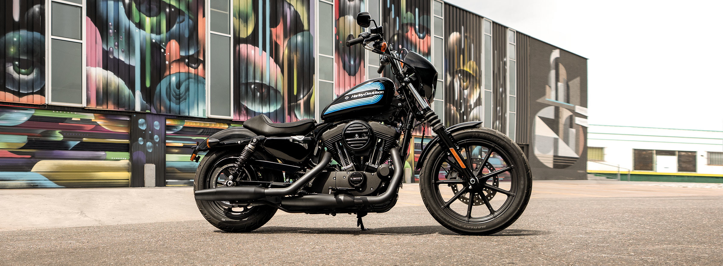 Iron 1200 Harley-Davidson—Dark Style Real Power