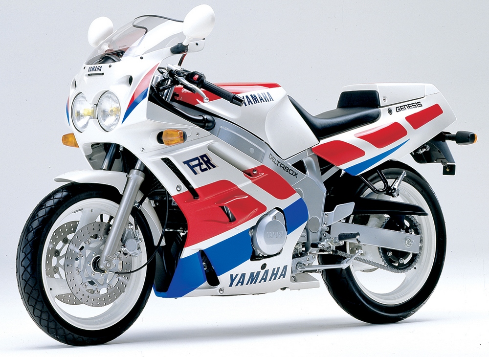 1993 Yamaha FZR600—90s Supersport Classic