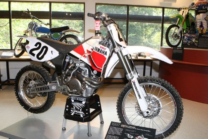1998 Yamaha YZ400F—The Dirt Bike That Revolutionized Motocross