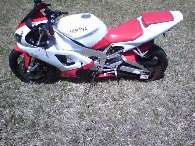 1998 Yamaha YZF-R1—Still Insanely Fast Today