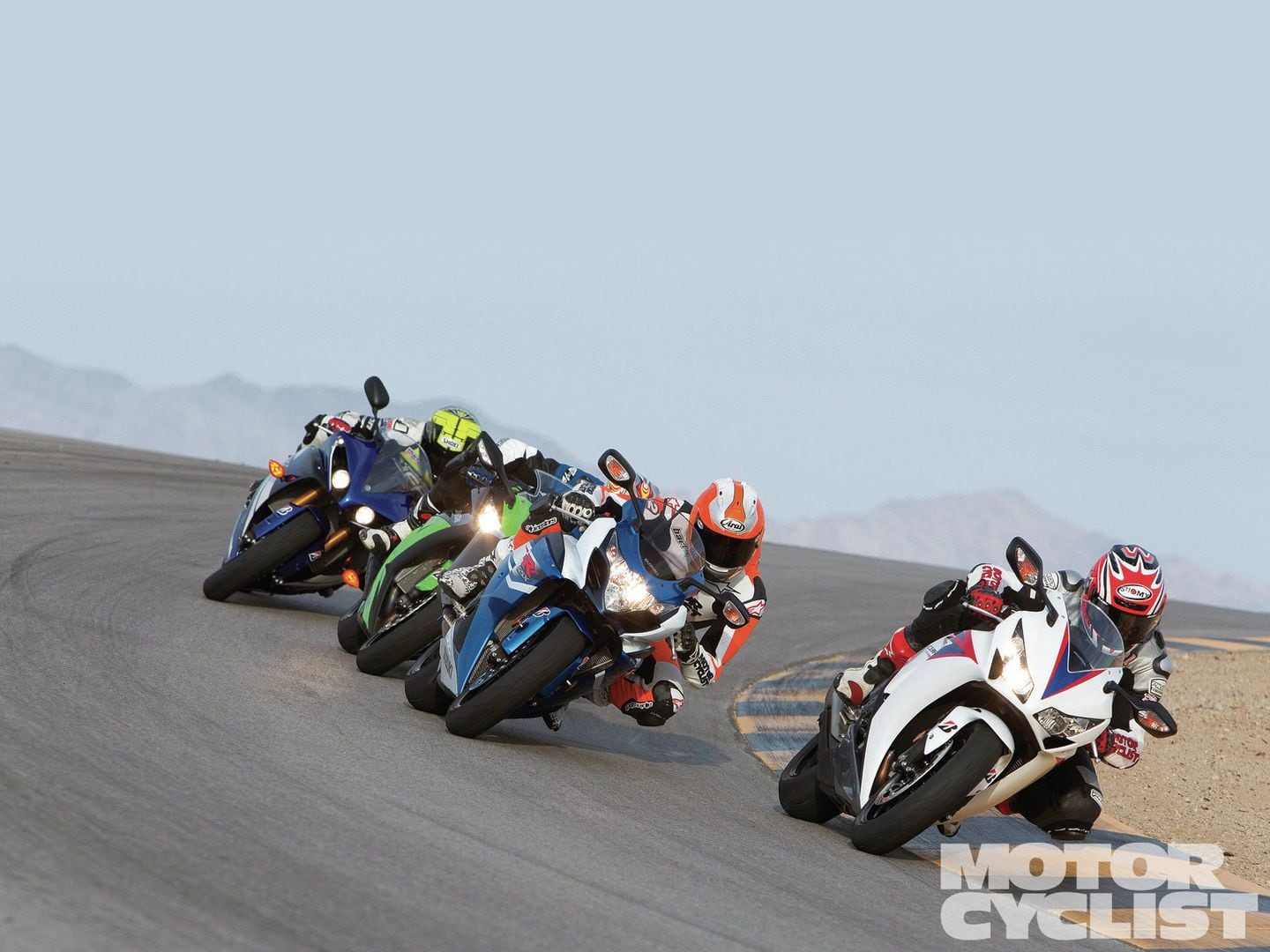 2006 Superbike Battle—CBR1000RR vs GSX-R1000 vs R1