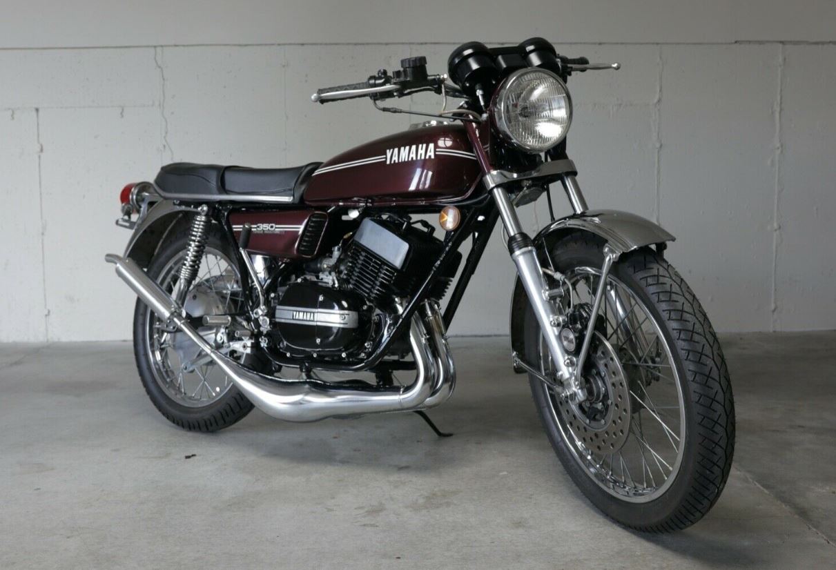 1974 Yamaha RD350—Two-Stroke Rocket Review