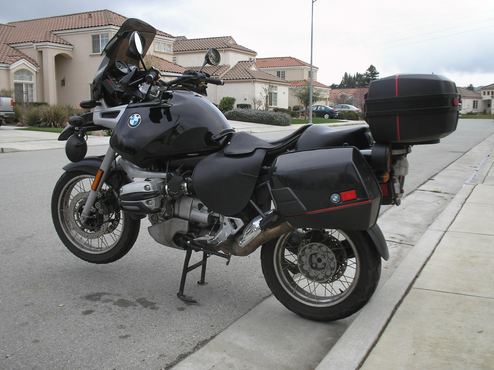 1995 BMW R1100GS—Adventure Bike Revolution