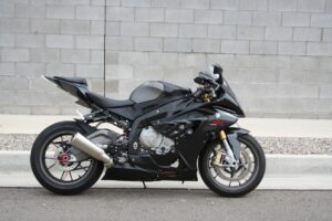 2010 BMW S1000RR—0–60 & Superbike Revolution