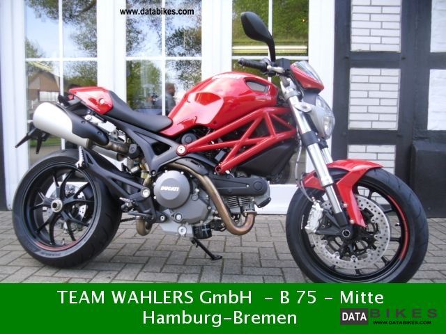 2011 Ducati Monster 796—Naked Bike With Attitude