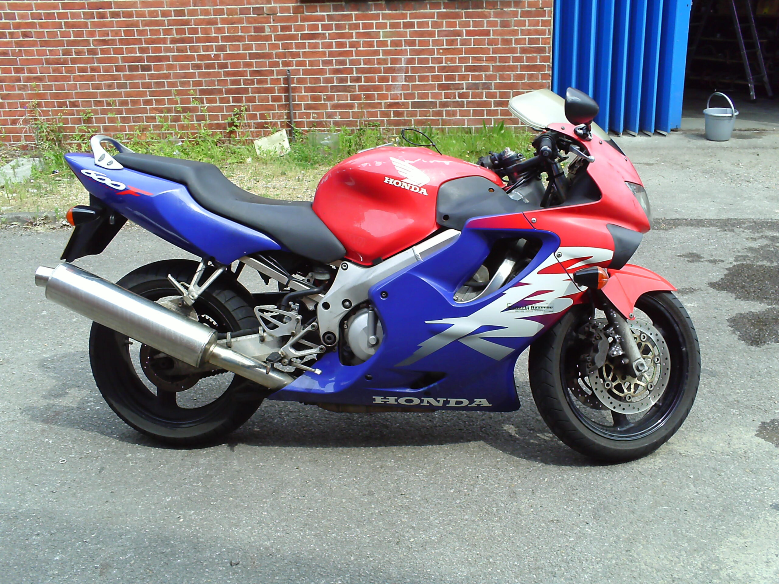 1999 Honda CBR600 F4—The Perfect 90s Sportbike?