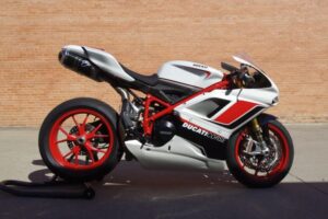 2012 Ducati 848 EVO—Top Speed & Track Performance