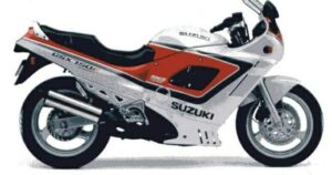 1990 Suzuki GSX-R750 vs Katana 600—Which Is Better?