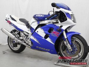 1993 Suzuki GSX-R750 vs GSX-R1100—Which Is Better?