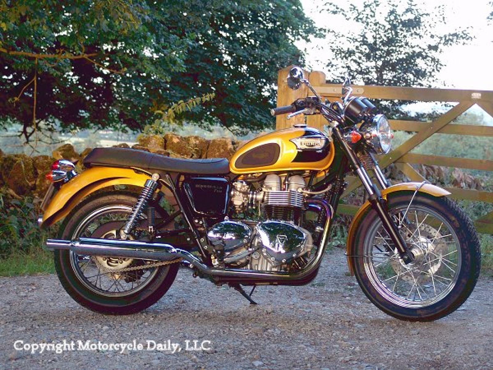2006 Triumph Bonneville T100—Modern Classic Charm