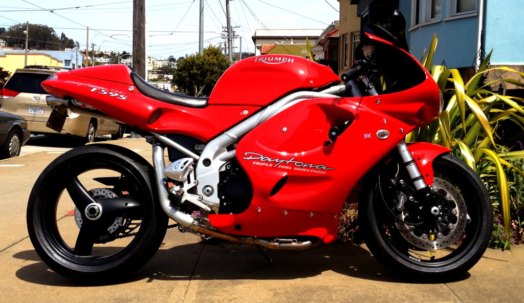 1999 Triumph Daytona 955i—Speed Meets Style