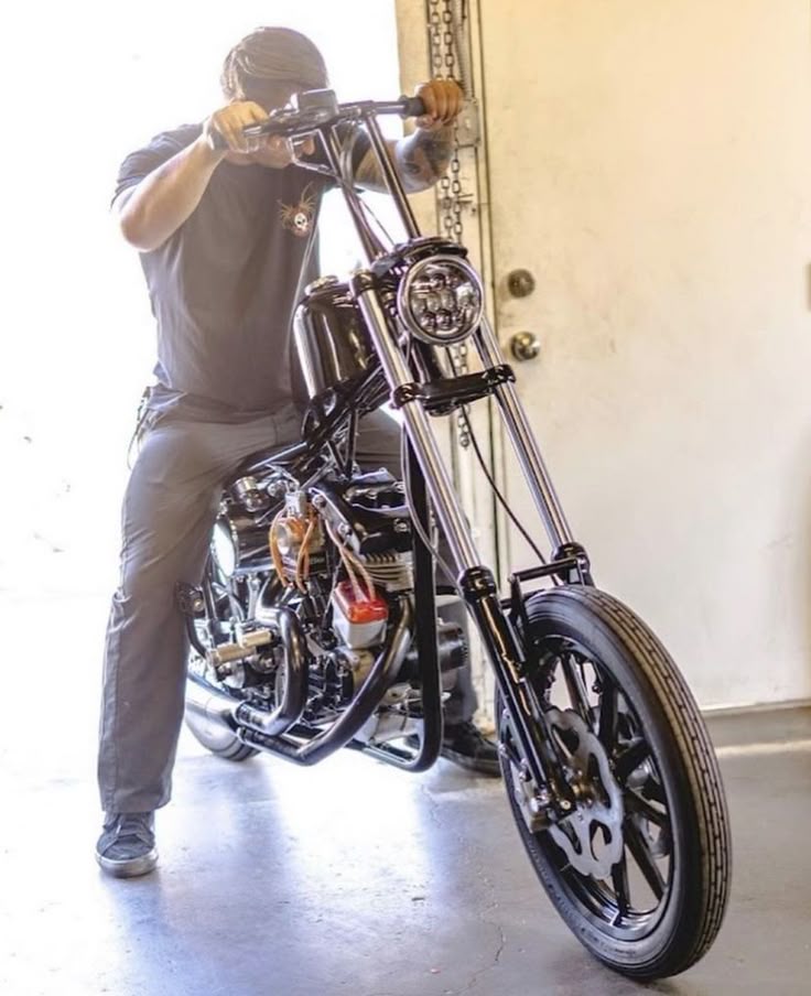 Average Price of a Custom Chopper Motorcycle in 2025