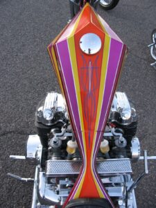 How to Paint a Vintage Style Metal Flake Chopper Tank