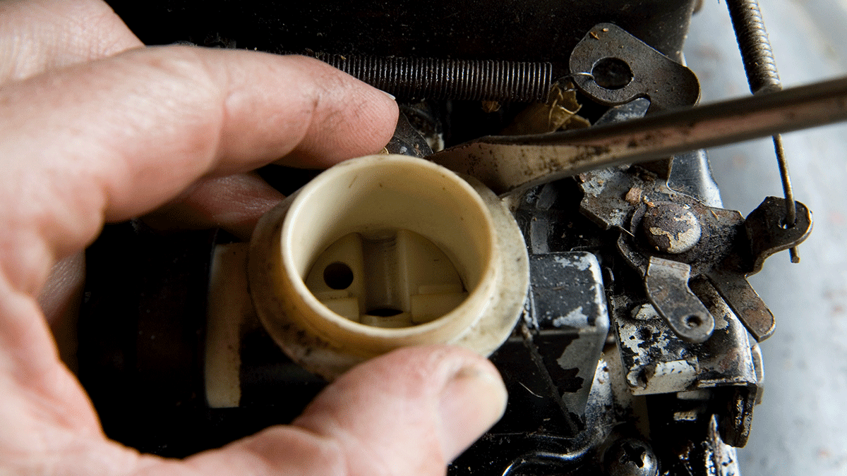 How to clean a clogged carburetor jet on a Chopper