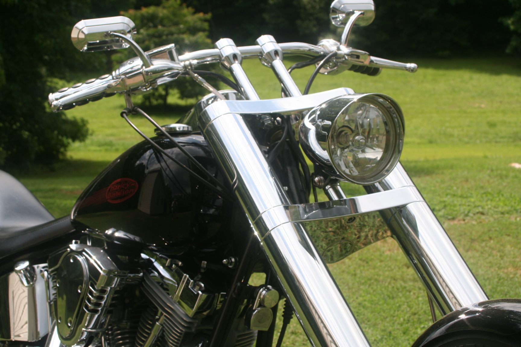 The Radical Chopper: Exaggerated Rake and Long Forks