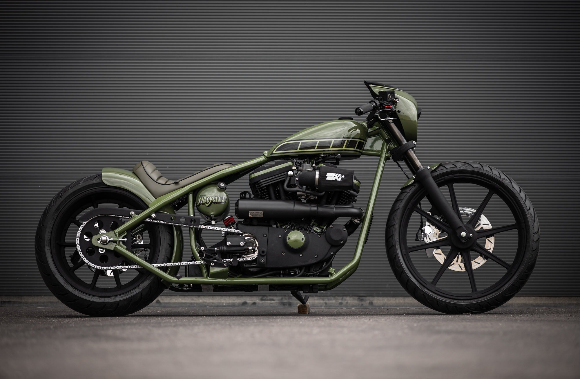 The Bobber vs. The Chopper: What’s the Difference?